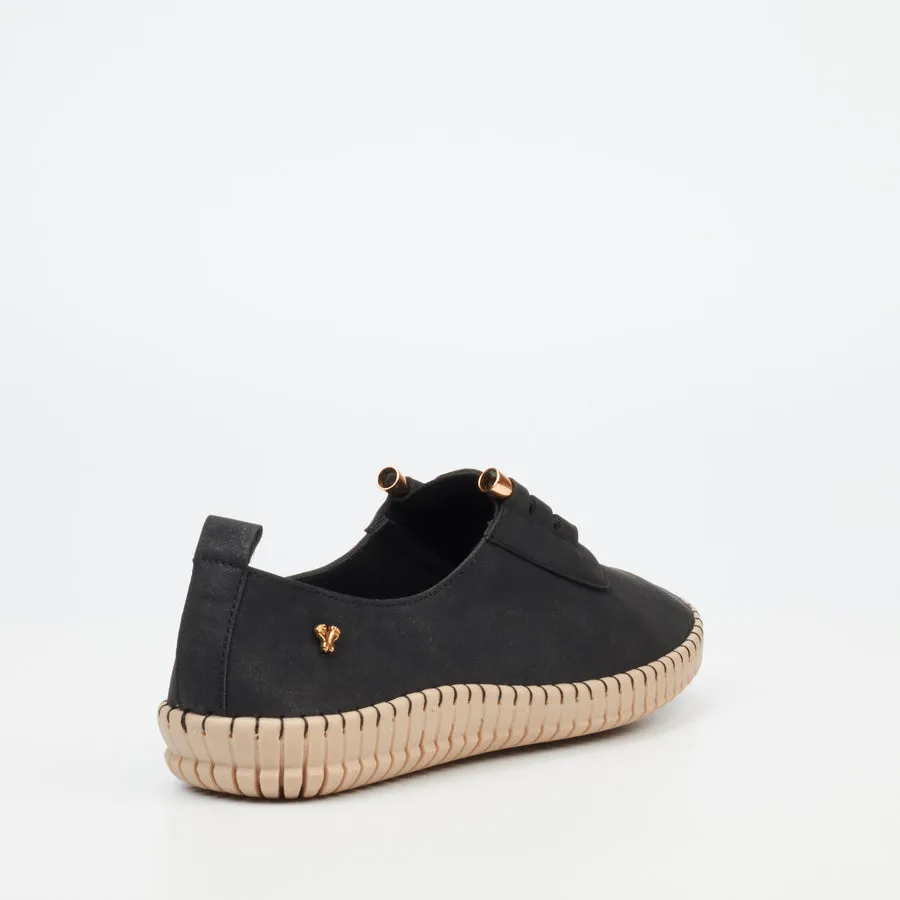 Dayna 4 - Black Sneaker