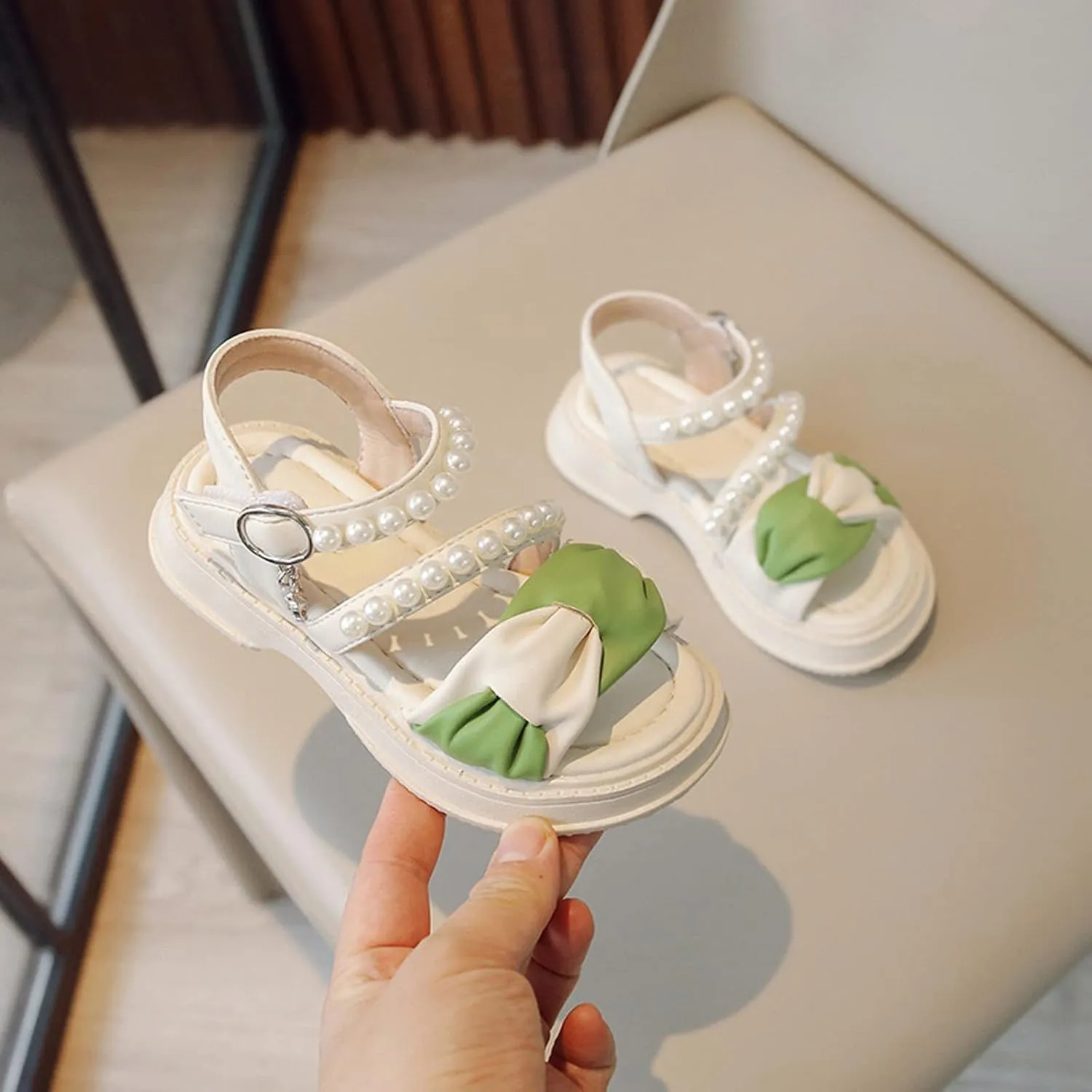 Flower Girls Sandals for Wedding Kids Dress Shoes Summer Open Toe Cute Color Block Princess Sandals with Pearl Straps