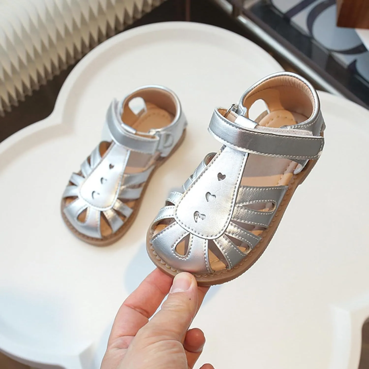 Girls Leather Sandals Open Toe Sole Rubber Non Slip Adjusted Strap School Shoes Kids Summer Beach Casual Sandals