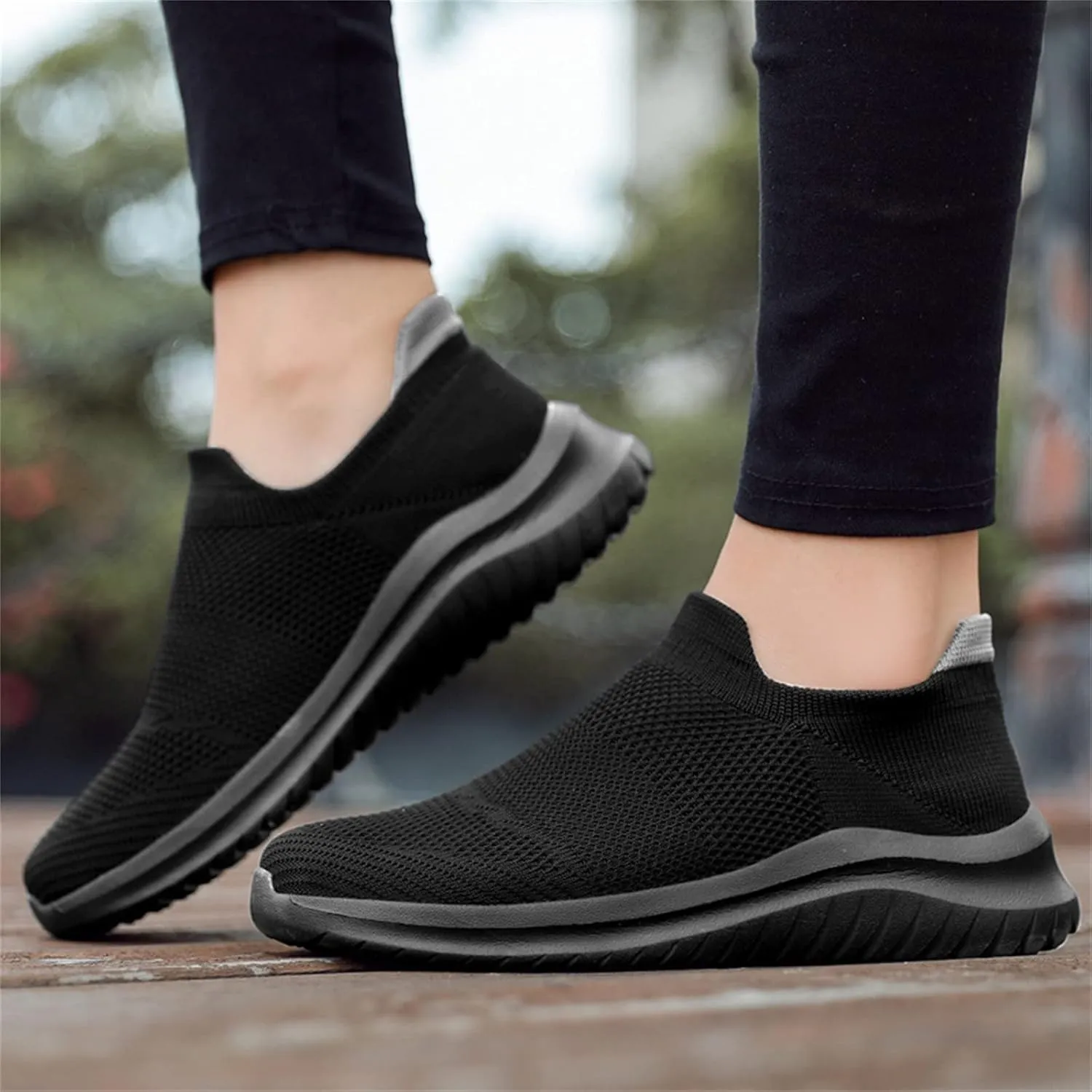 Lightweight Walking Tennis Shoes for Women Non Slip Comfortable Fashion Tennis Shoes Barefoot Minimalist Shoe