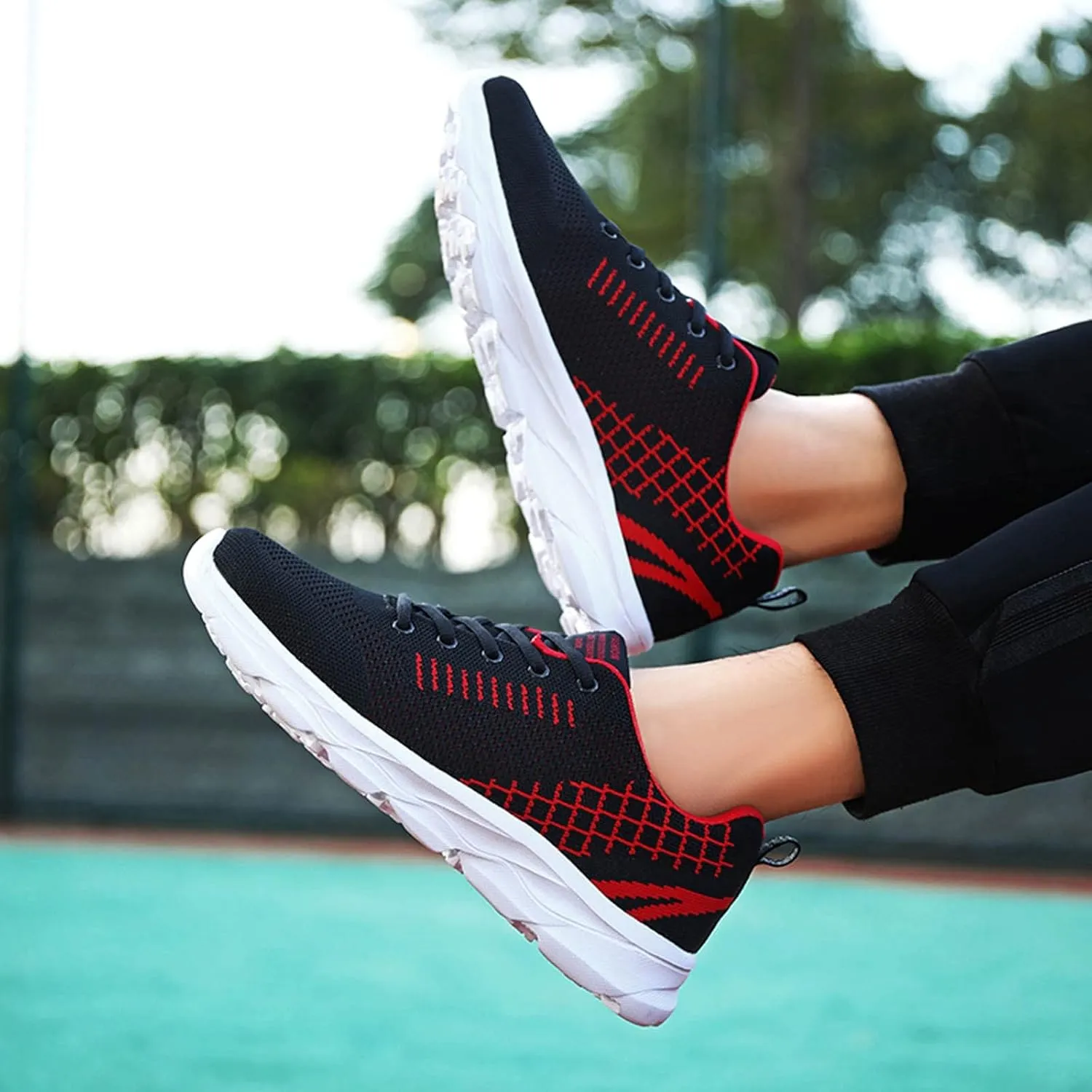 Men's Lightweight Non Slip Barefoot Shoes Comfortable Workout Shoes Breathable Mesh Lace Up Sneaker for Men