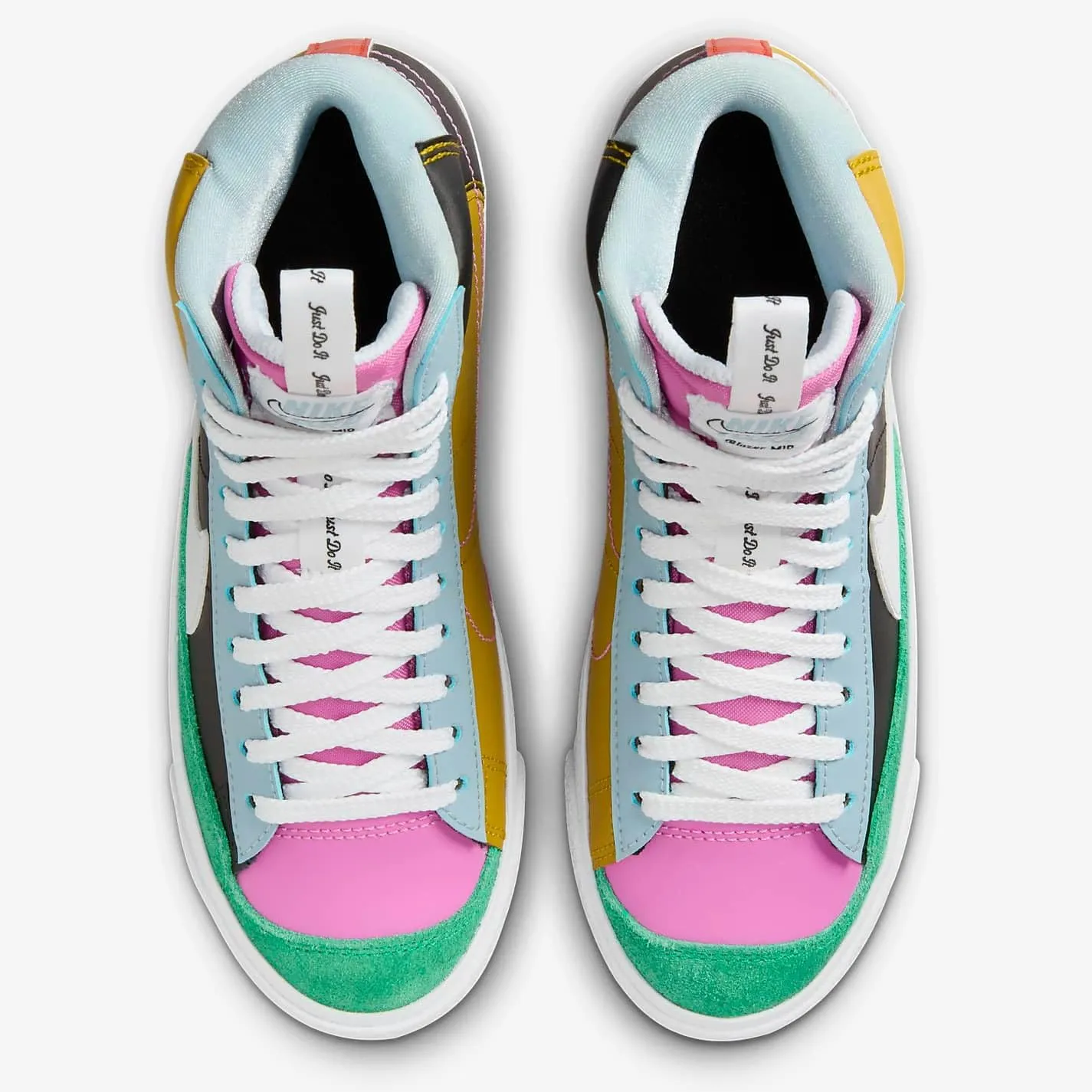 Nike Kids' Blazer Mid '77 SE Sneaker