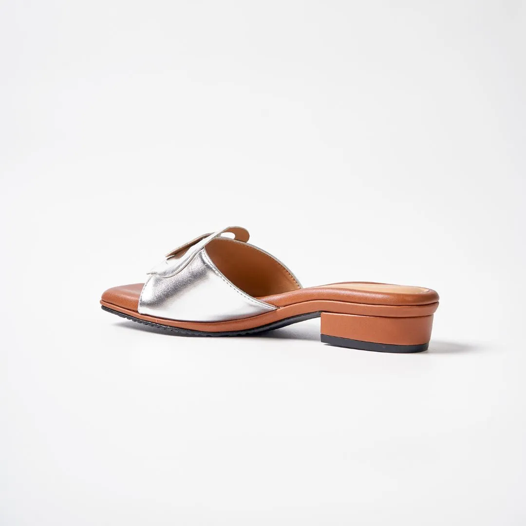 Selalu in Hana Silver Flats