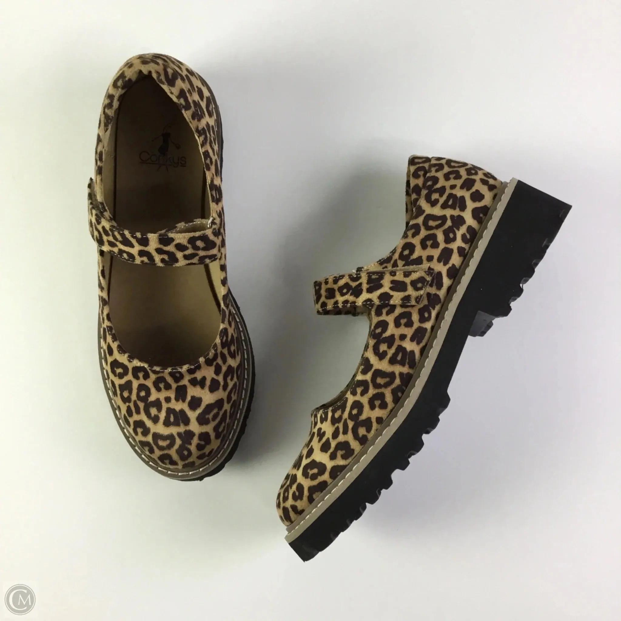 Shoes Flats By Clothes Mentor In Animal Print, Size: 8