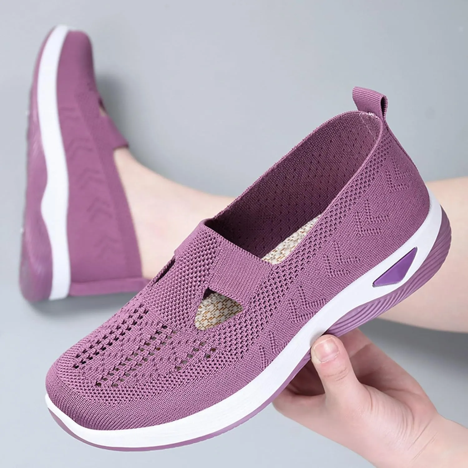 Women Slip On Sneakers Lightweight Walking Shoes Breathable Mesh Casual Comfortable Flats Non Slip Loafers