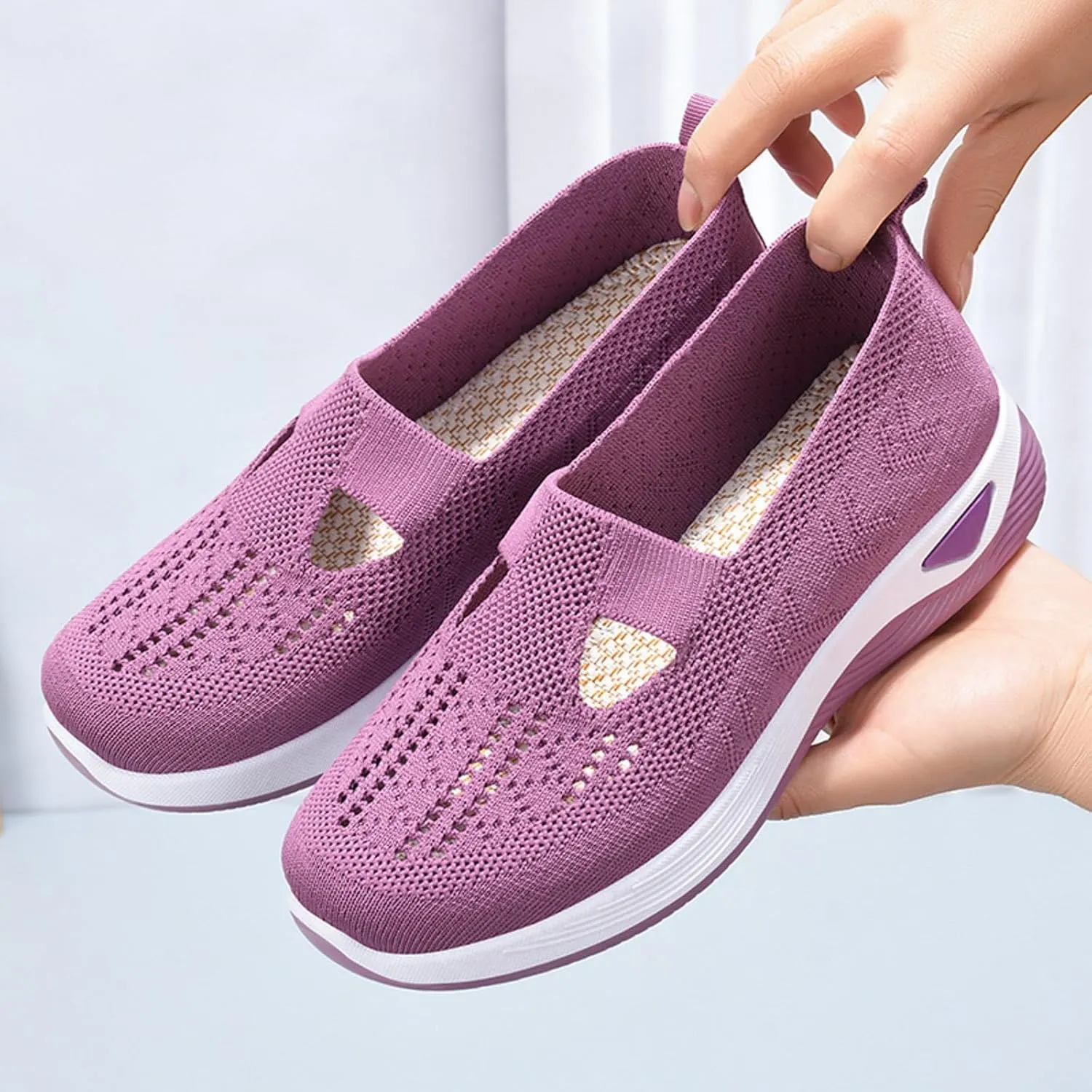 Women Slip On Sneakers Lightweight Walking Shoes Breathable Mesh Casual Comfortable Flats Non Slip Loafers